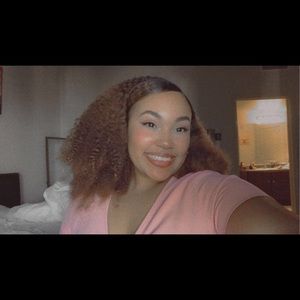 Meet your Posher, Haylee